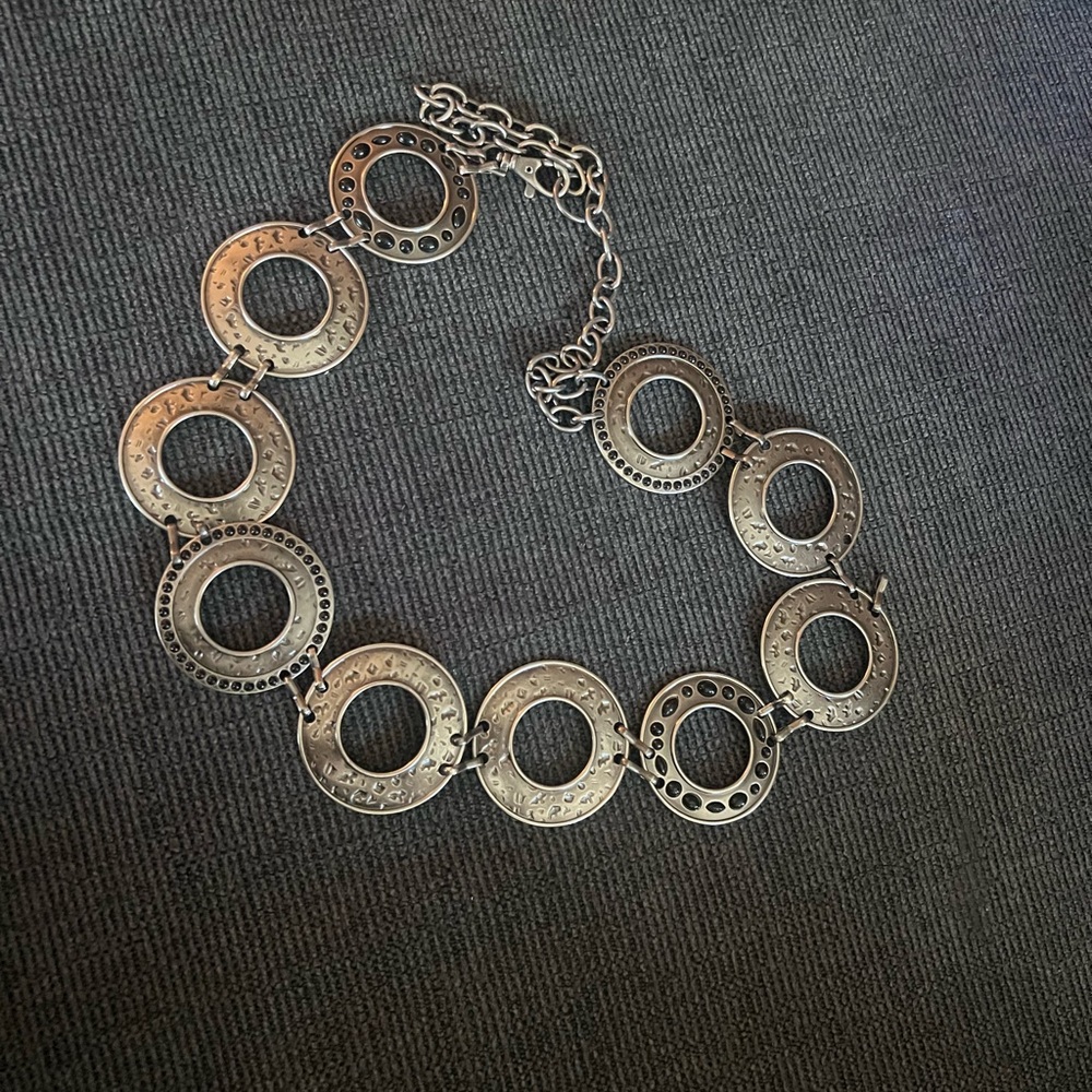 Stylish Silver Circle Link Belt